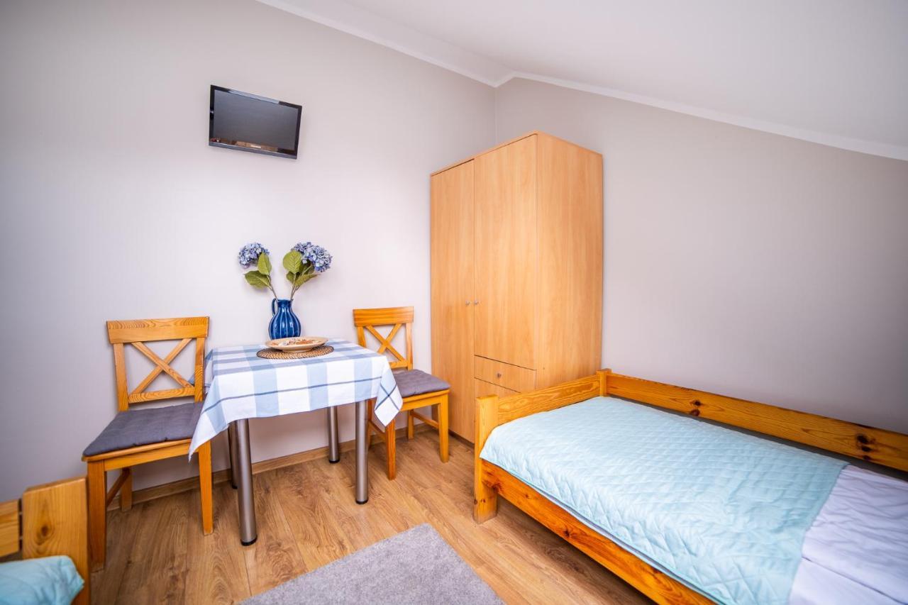 Gosciniec Pod Lilijka Hotel Podzamcze  Luaran gambar
