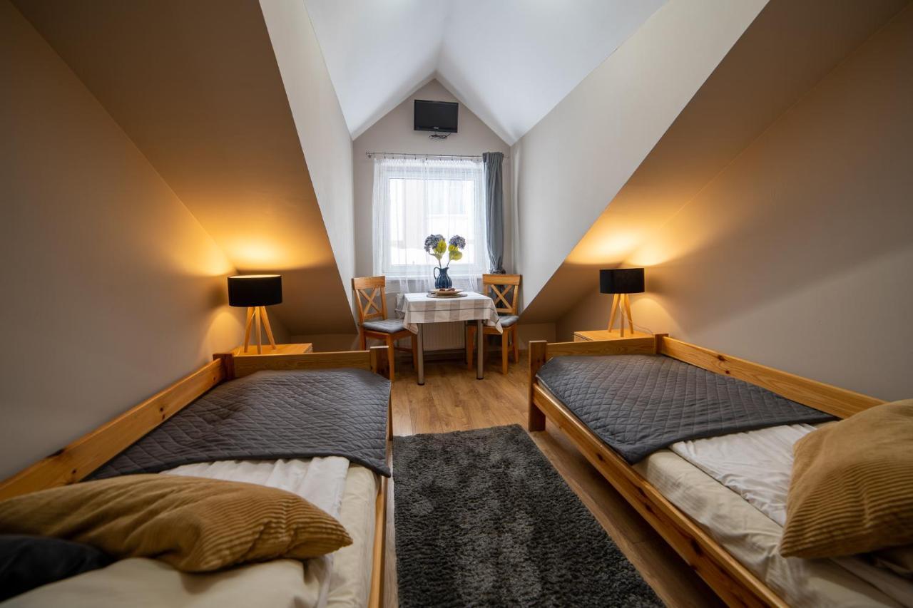Gosciniec Pod Lilijka Hotel Podzamcze  Luaran gambar