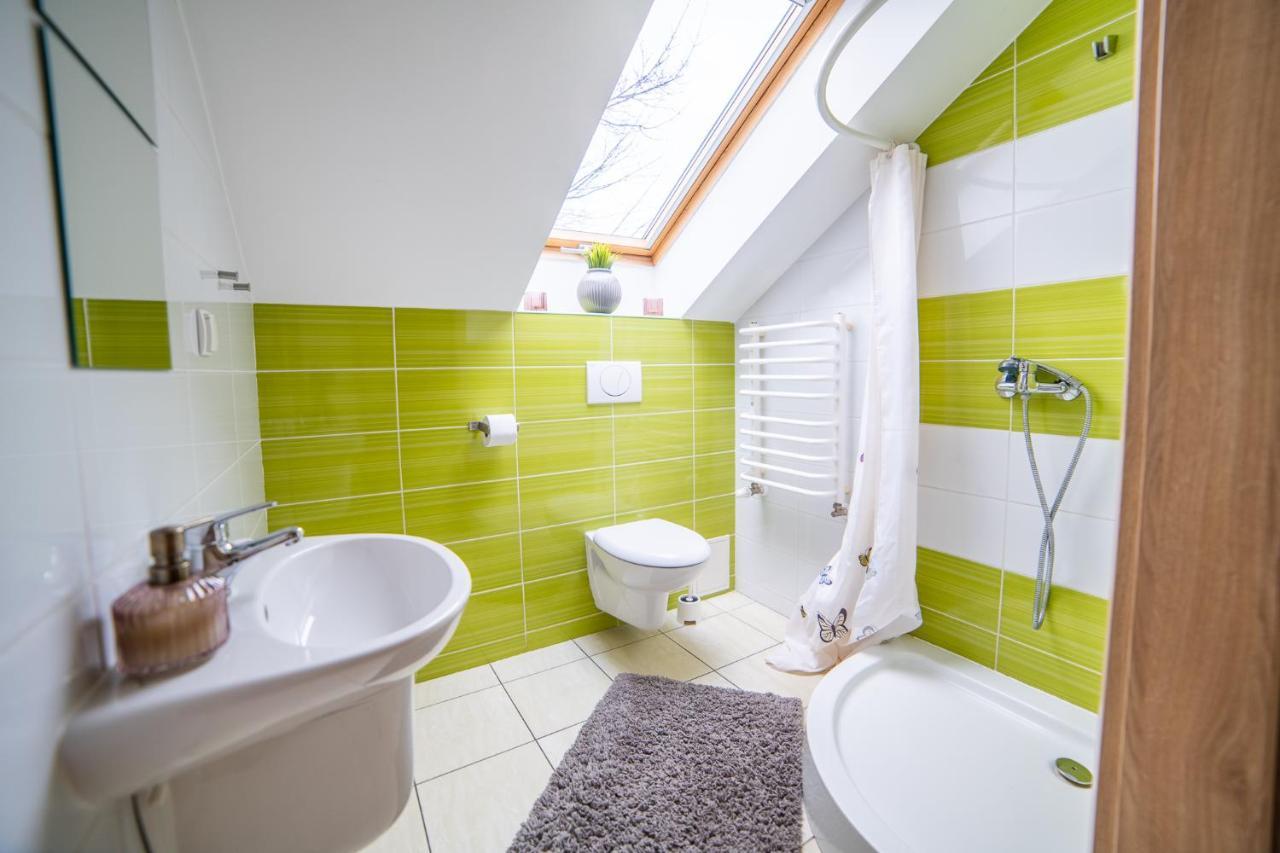 Gosciniec Pod Lilijka Hotel Podzamcze  Luaran gambar